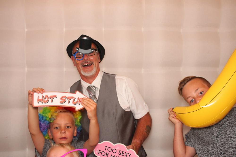 Luke & Lou's Wedding | View more photos from the event at gallery.yourboothskent.co.uk/u/Your-Booths-Kent/Luke-Lous-Wedding